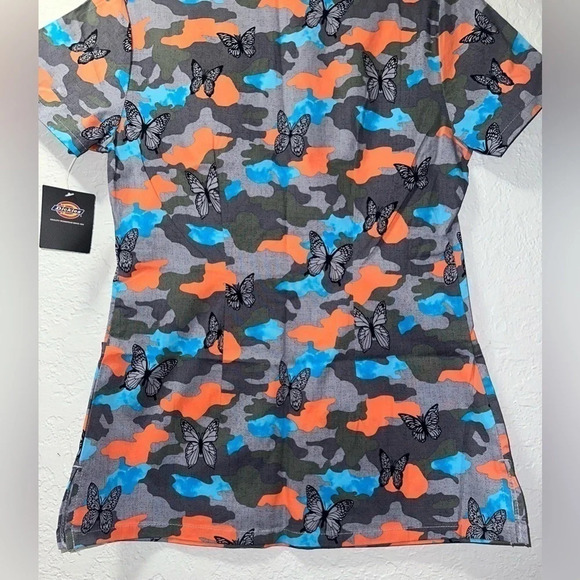 Dickies Women's Contemporary Scrub Top, Camo & Butterfly Design - Picture 6 of 8